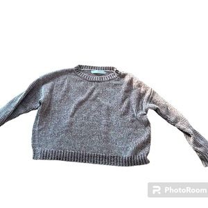 Pinkish cropped sweater